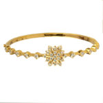 MGDM - KADA OVAL WITH SCREW DIAMOND BRACELET MGDM - KADA OVAL WITH SCREW DIAMOND BRACELET