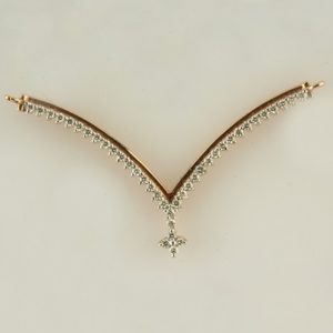 MGDM - DIAMOND OPEN SETTING DOUBLE HOOK PENDANT