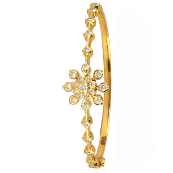 MGDM -  KADA OVAL WITH SCREW DIAMOND BRACELET