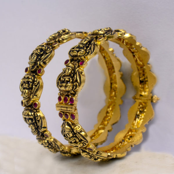 MGDM – NAGAS STONE BRIDAL SINGLE BANGLES ONLY AVAILABLE