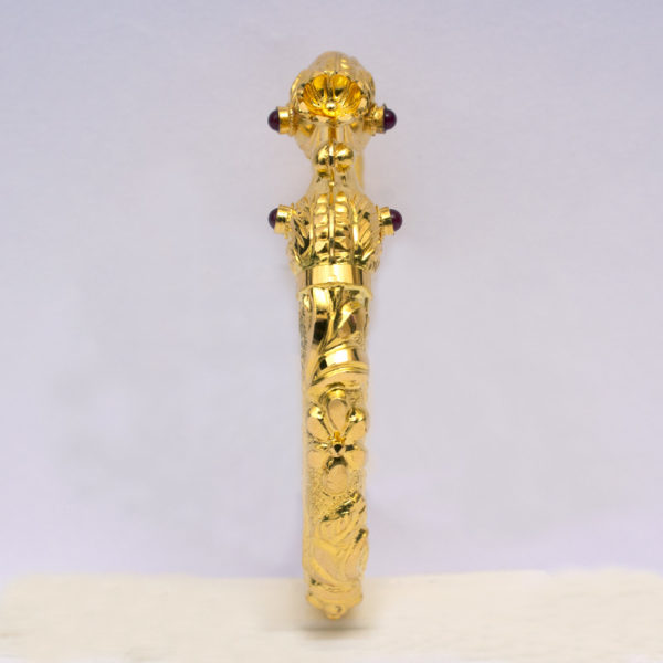 MGDM- BROAD BANGLE WITH SCREW