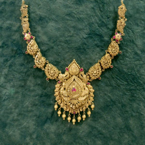 MGDM - NAGAS STONE BRIDAL NECKLACE