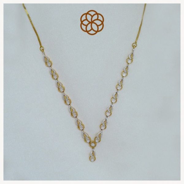 MGDM - DIAMOND STUDDED OPEN SETTING NECKLACE