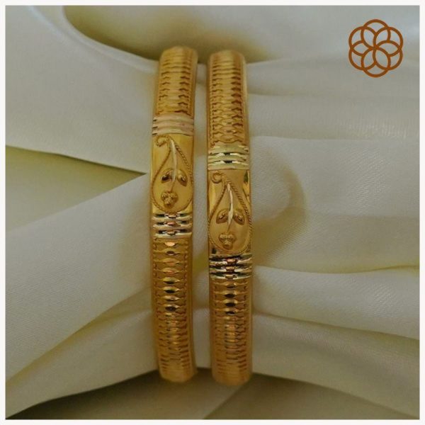 MGDM - GOLD BANGLE