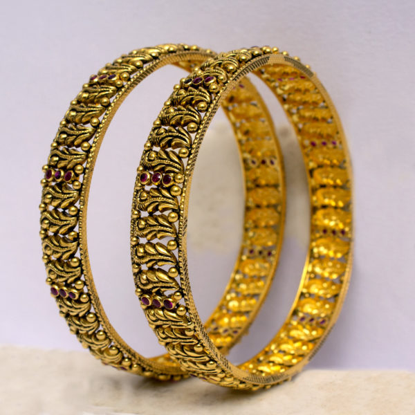 MGDM – NAGAS STONE BRIDAL BANGLE