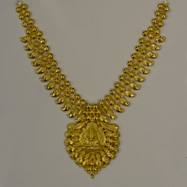 MGDM - MANGO WITH PENDANT NECKLACE (KERALA PATTERN)