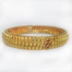 MGDM - BROAD WITHOUT SCREW ETHNIC RED BANGLE