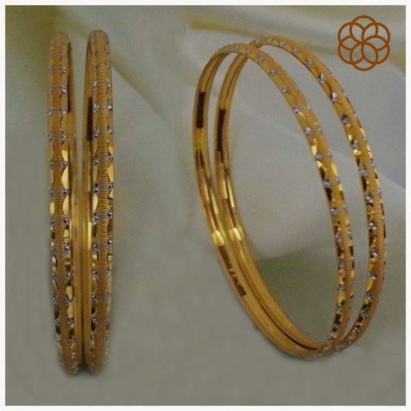 MGDM - GOLD BANGLE