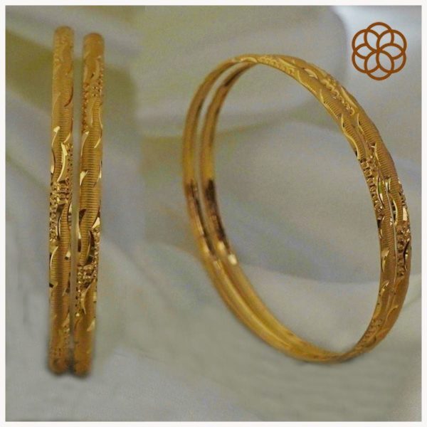 MGDM - GOLD BANGLE